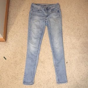 American Eagle light wash jeans